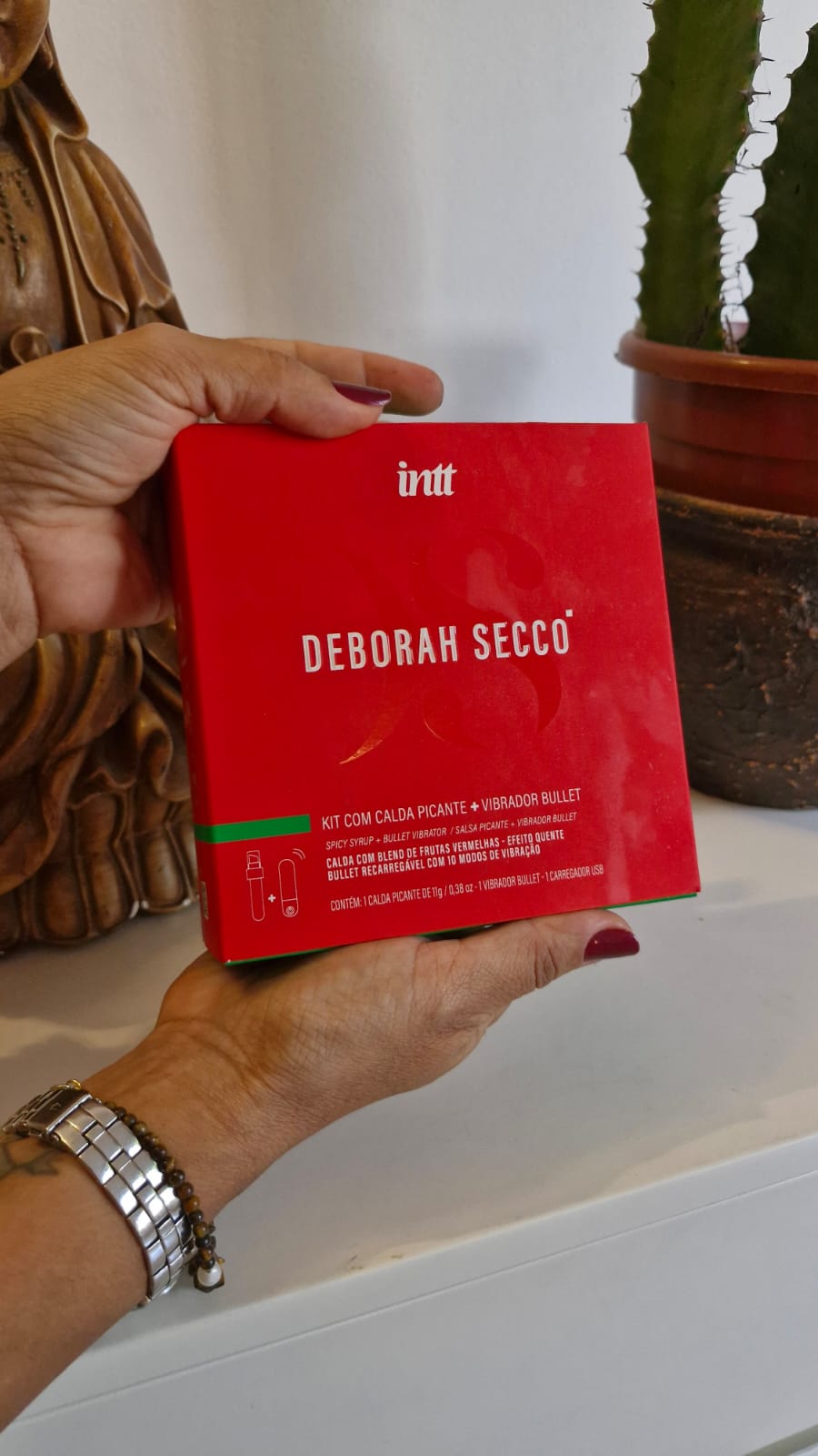 Kit Bullet Com Calda Picante Beijavel Deborah Secco Intt