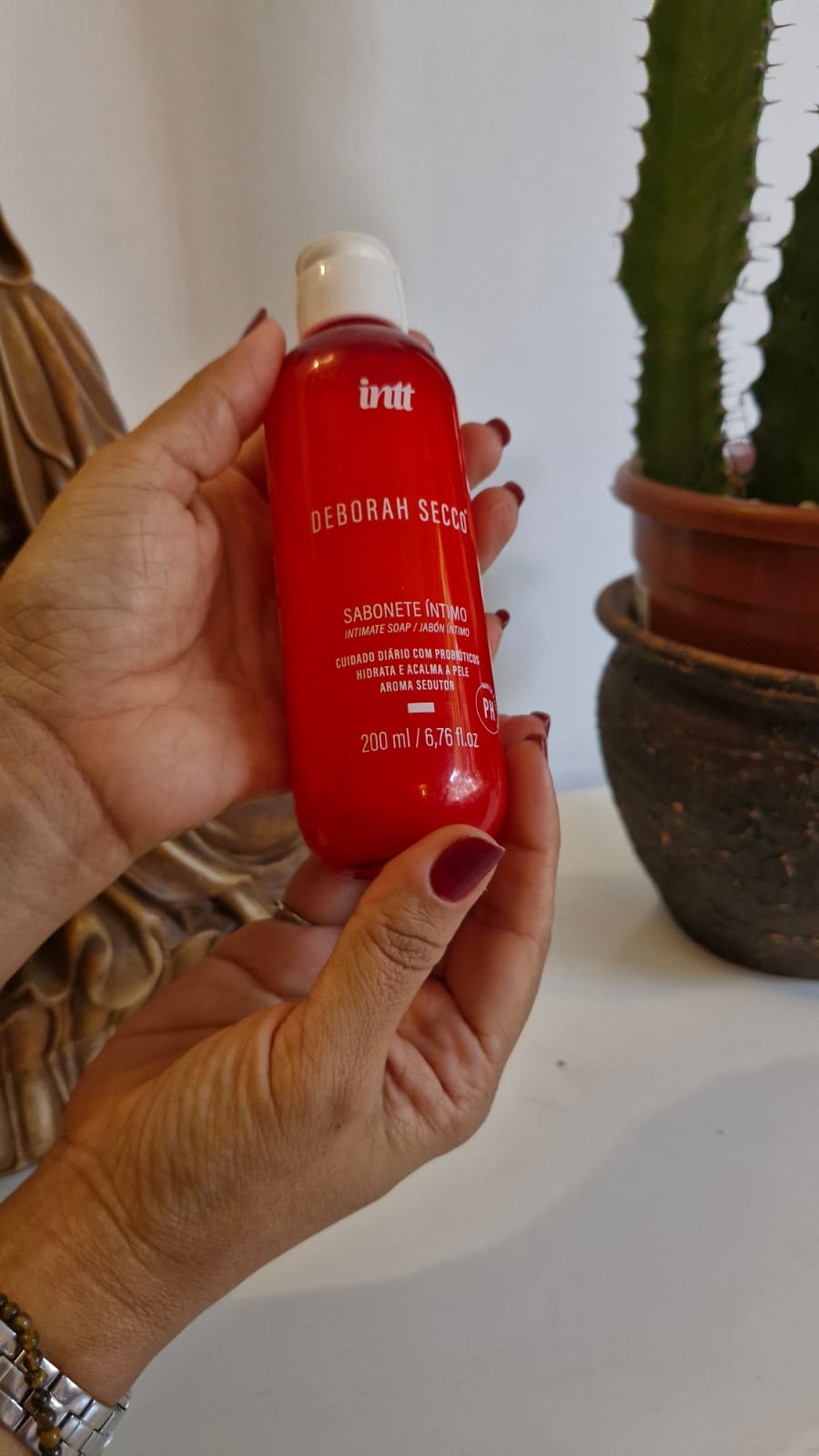 Sabonete Íntimo com Barbatimão Camomila e D-pantenol 200ml Linha Deborah Secco